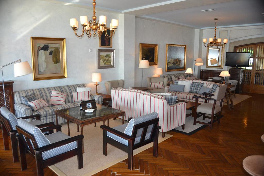 Parador De Рибадео Екстериор снимка